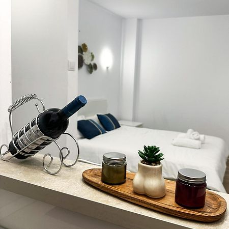 Superior One Bedroom Apartment Unirii Square Bukares Bagian luar foto