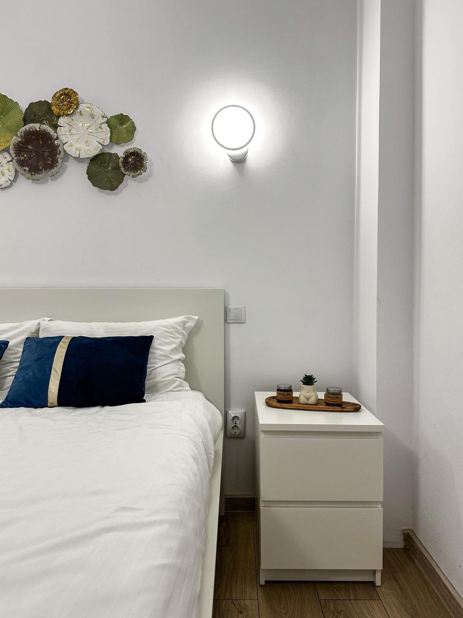 Superior One Bedroom Apartment Unirii Square Bukares Bagian luar foto